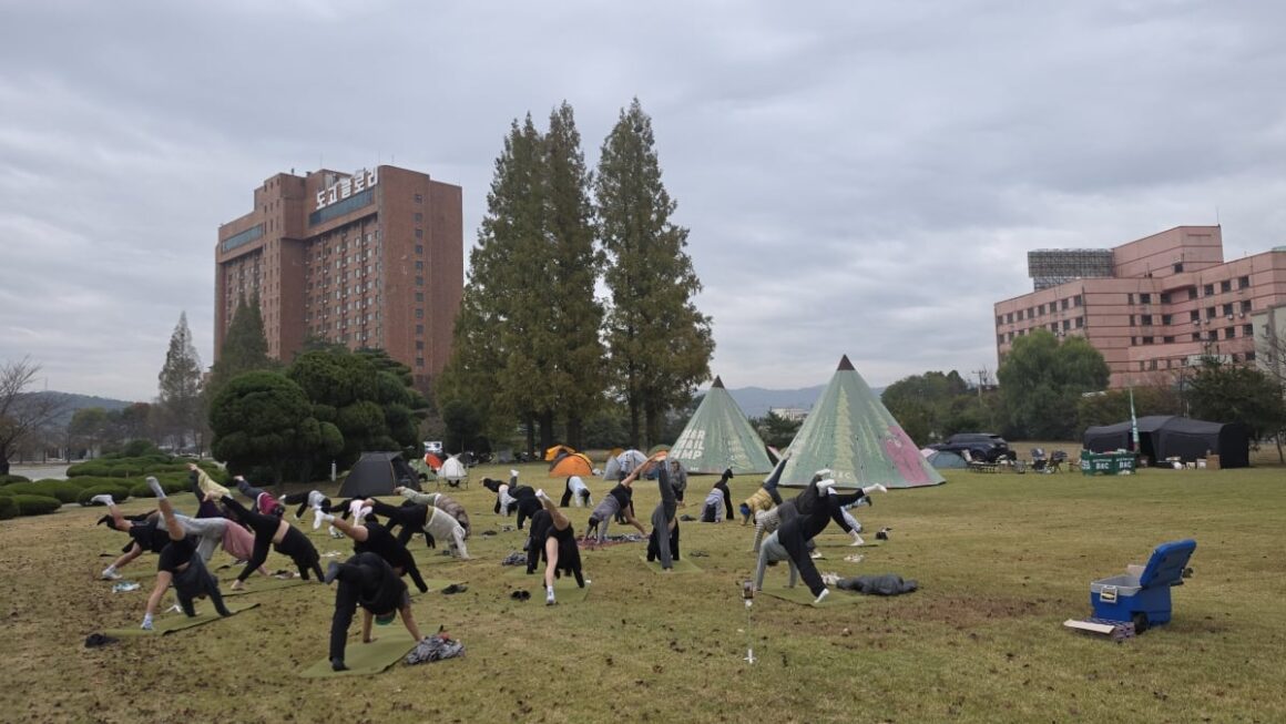 [뉴스] 산에서 물티슈로 버티더니…백패커들이 온천 찾은 이유
