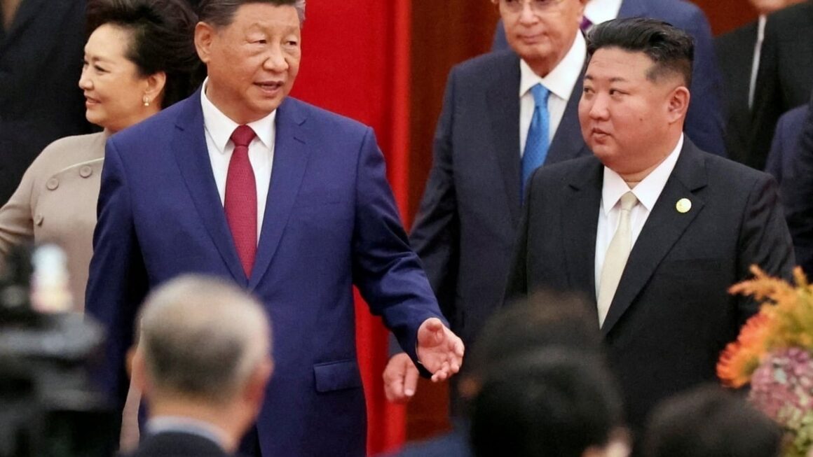 [뉴스] 사망설 김정은, 전격 방중…APEC 앞두고 북·중 밀착 과시