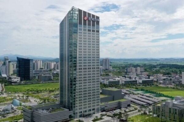 [뉴스] 한전, 사채 한도 19조 초과 위기…전기요금 인상 압박 커진다
