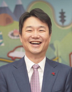 [뉴스] ‘채시라 남편’ 김태욱 회사에 日마루베니 공개매수…주가 상한가 직행