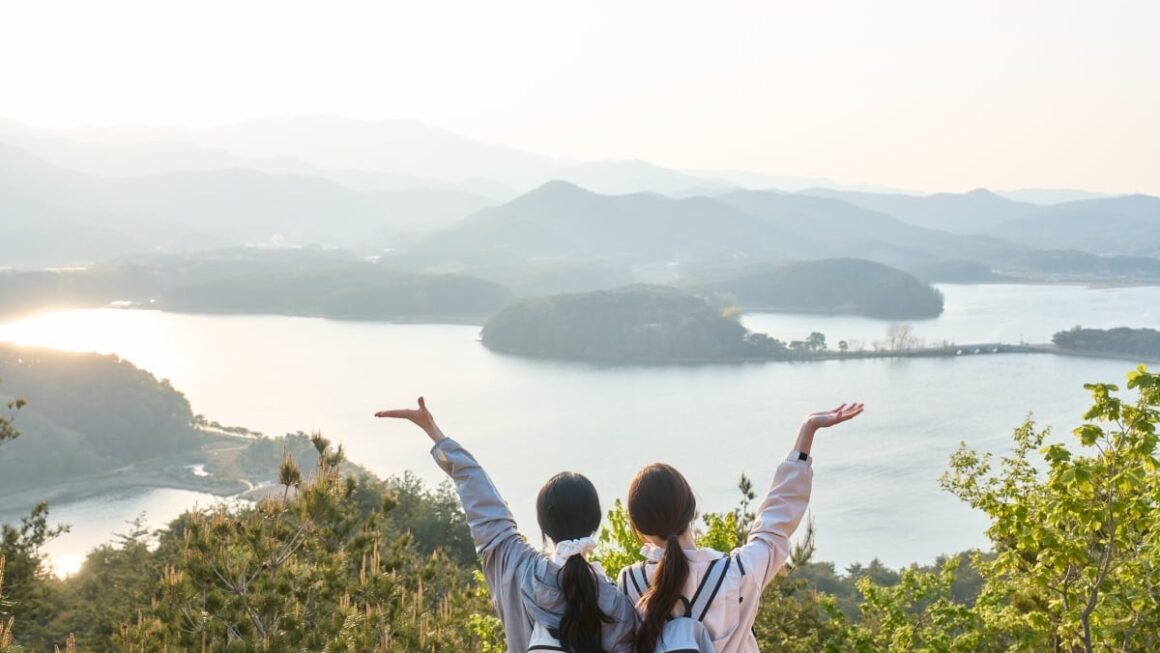 [뉴스] 빈방이 없어요 예약 폭발…가을 연휴 여행객들 몰려든 곳