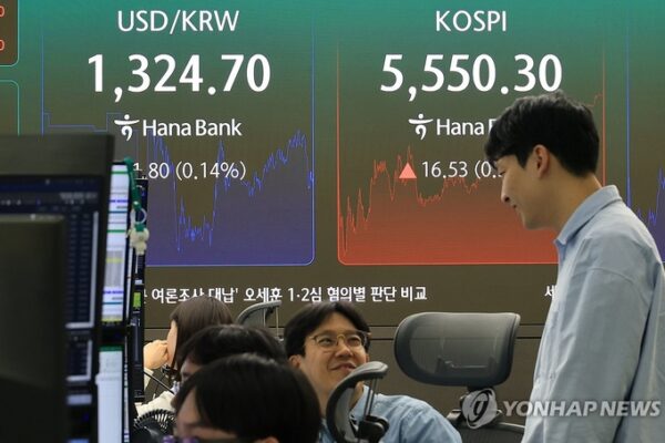 [뉴스] 증시 큰 변동성에도 버티는 보험주…배당·방어주로 부각된다는데